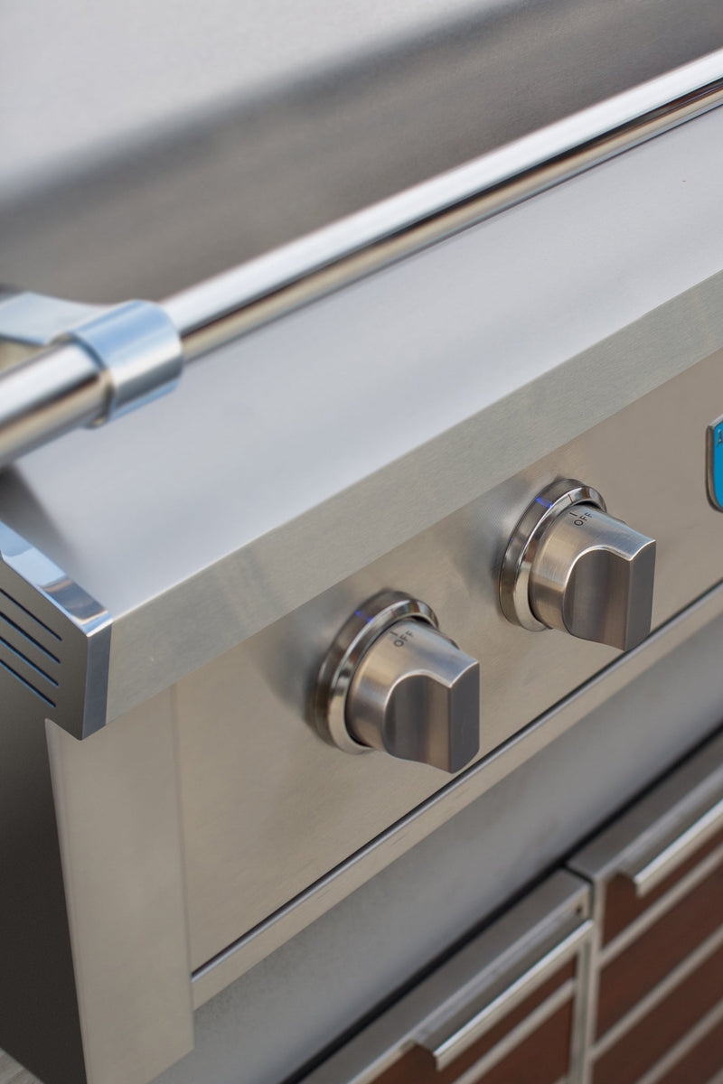 American Made Grills Estate 30-Inch Built-In Gas Grill — manufacturer view 8