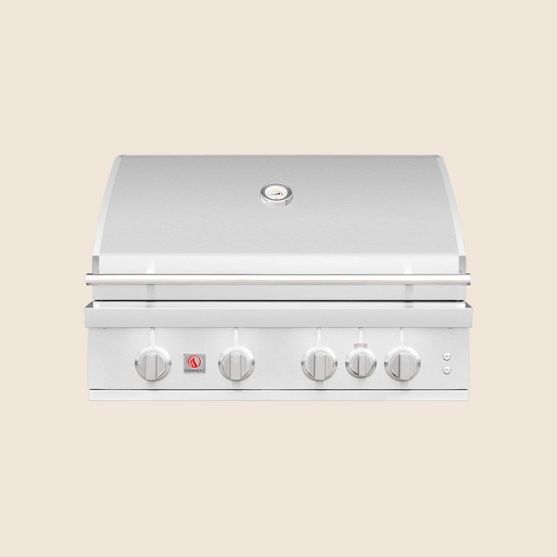 Summerset Sizzler Pro 32-Inch Built-In Gas Grill — lid closed, manufacturer photograph