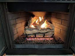 30" Split Oak Designer Plus ANSI Vented Gas Log Set | Real Fyre