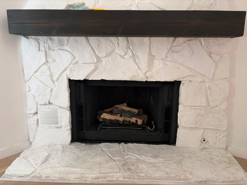 Rainbow Fireplace Doors / Opening: 38"W x 26"H / Inside Fit / Bi-Fold / Matte Black / Clear Glass / Single Panel Gate Mesh