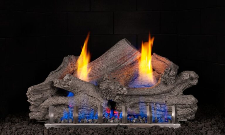 Real Fyre 24" Peterson Driftwood Outdoor Ventless Gas Logs — original product reference. Arrangement and burner hardware vary by selected size and configuration.