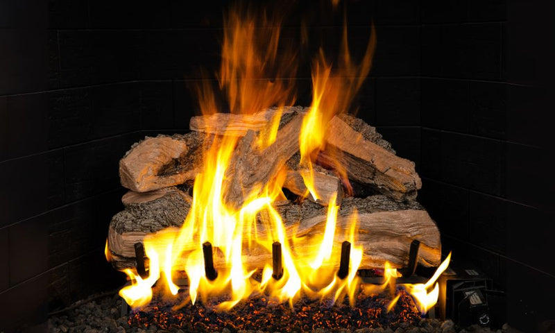 Real Fyre 18" Split Oak Designer Plus Enhanced Vented Gas Log Set — original product reference. Arrangement and burner hardware vary by selected size and configuration.
