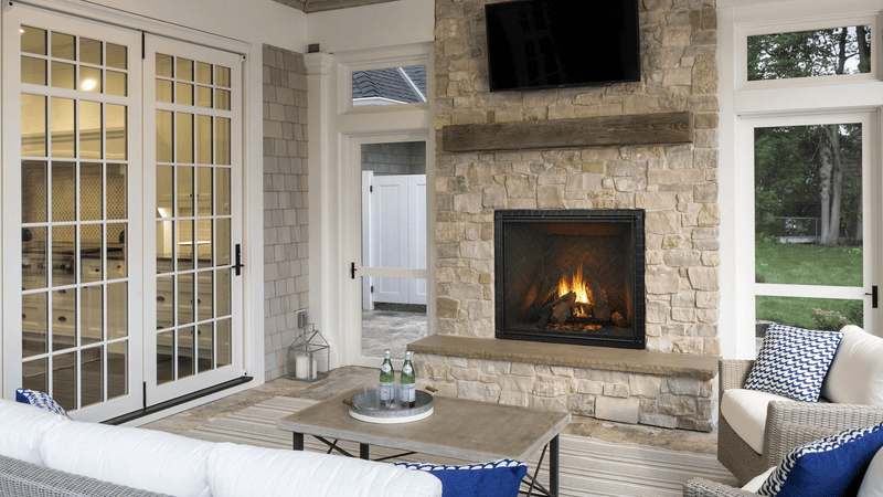 Heat & Glo True 36 Direct Vent Traditional Gas Fireplace (Black Glass Interior) | Model TRUE-36G-IFT